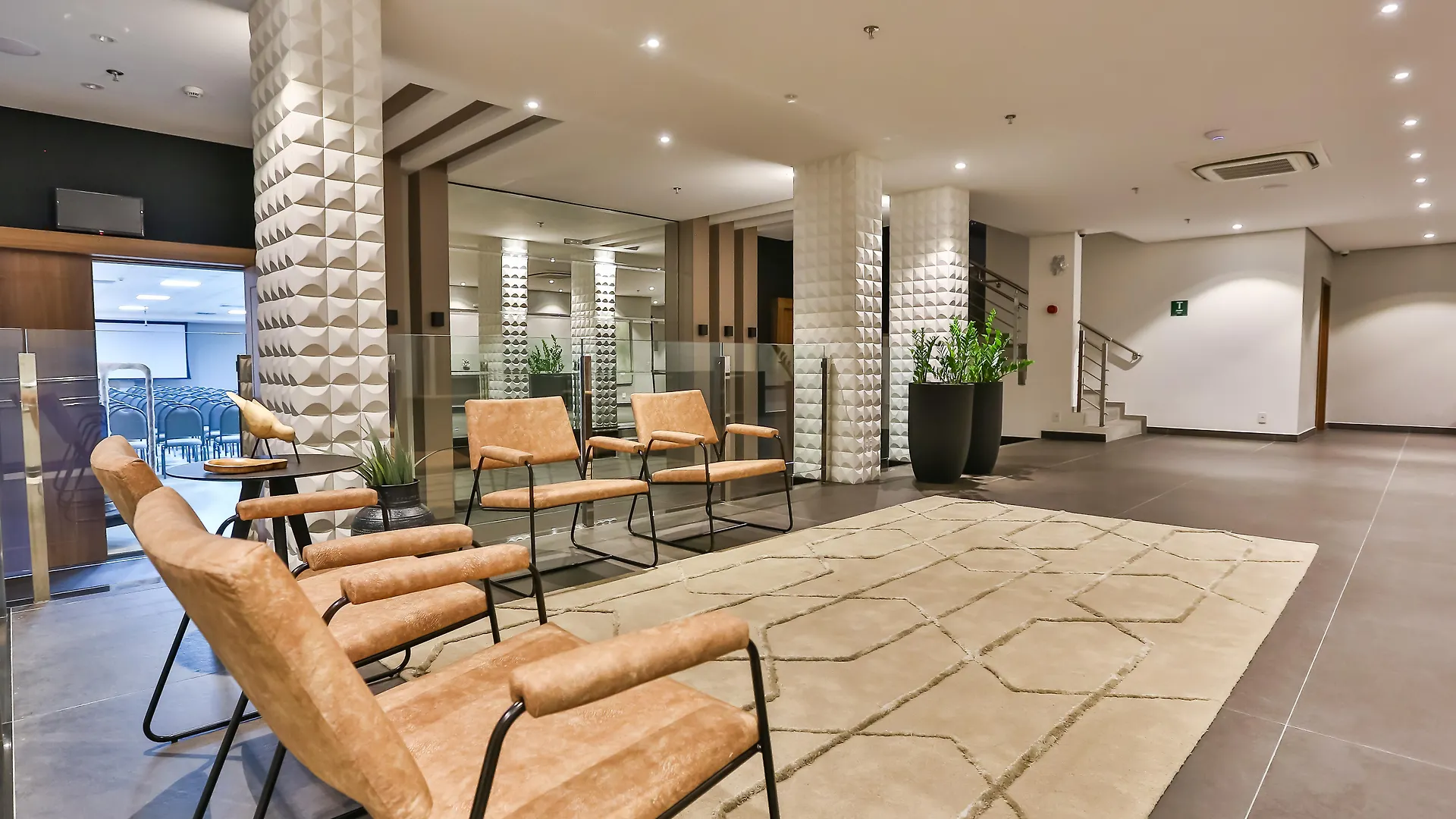 Quality Hotel Blumenau 4*,  Brazylia