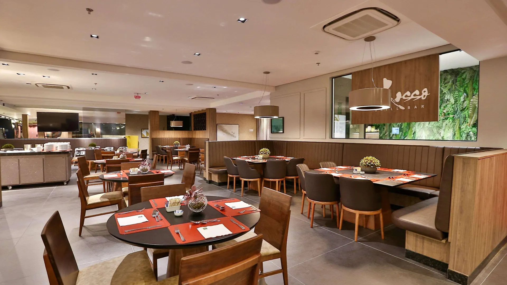 Quality Hotel Blumenau 4*,